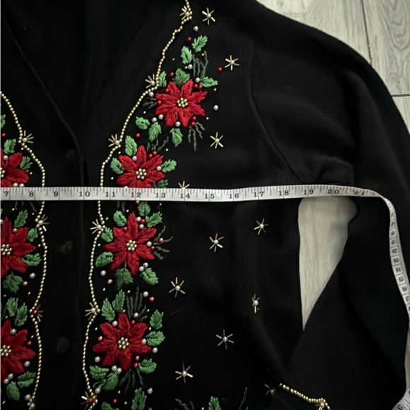BP Designs Christmas Poinsettia Black Beaded Cardigan Sweater Size M - Picture 8 of 11